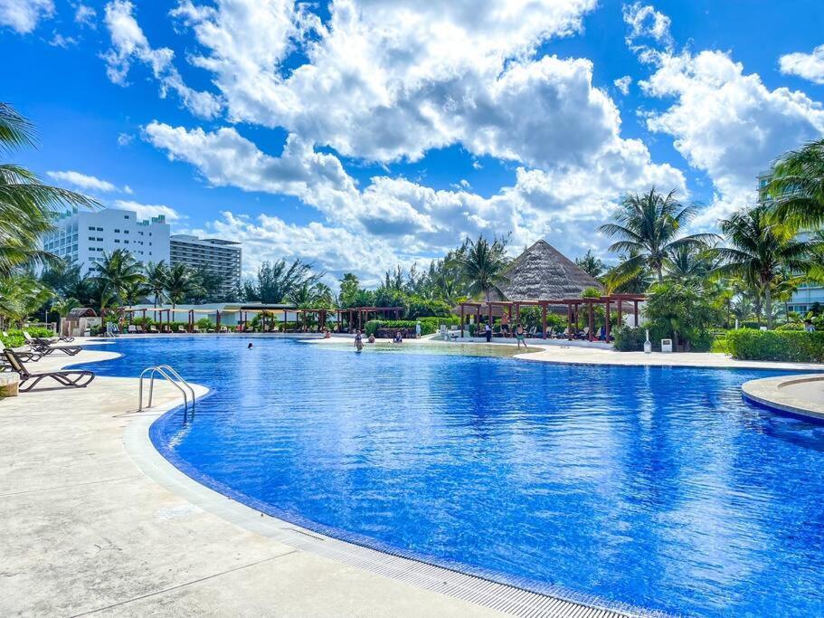 Punta Me Luxury Apartments Ocean View & Beach Front In Amara Cancún Eksteriør bilde