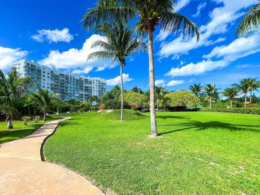 Punta Me Luxury Apartments Ocean View & Beach Front In Amara Cancún Eksteriør bilde