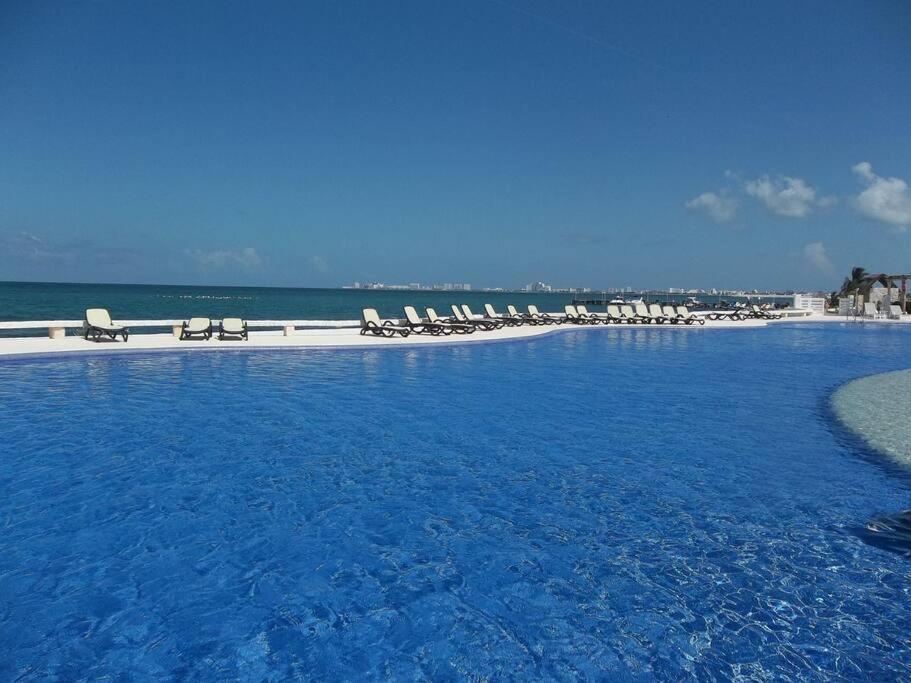 Punta Me Luxury Apartments Ocean View & Beach Front In Amara Cancún Eksteriør bilde