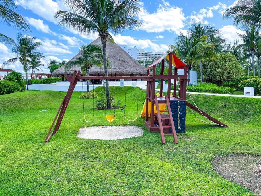 Punta Me Luxury Apartments Ocean View & Beach Front In Amara Cancún Eksteriør bilde