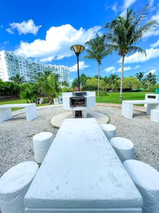 Punta Me Luxury Apartments Ocean View & Beach Front In Amara Cancún Eksteriør bilde