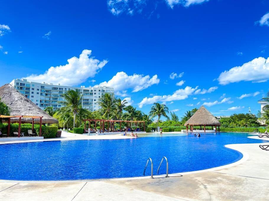 Punta Me Luxury Apartments Ocean View & Beach Front In Amara Cancún Eksteriør bilde